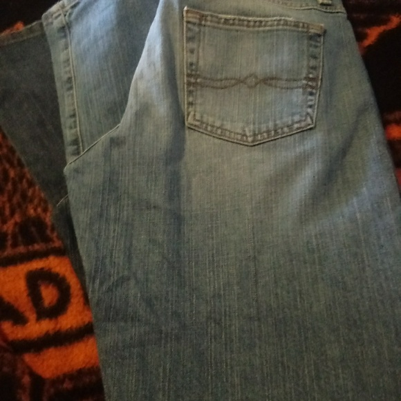 3 pairs lucky brand jeans - Picture 4 of 4